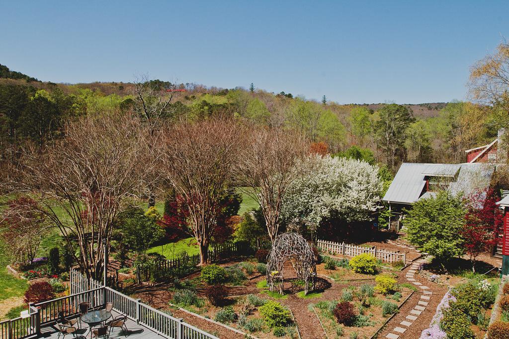 Glen-Ella Springs Hotel & Restaurant Clarkesville Exterior foto