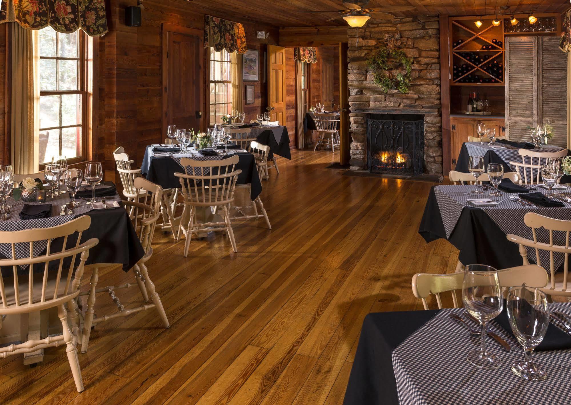 Glen-Ella Springs Hotel & Restaurant Clarkesville Exterior foto